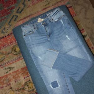 Faded Glory Crop/Ankle Minor distressed